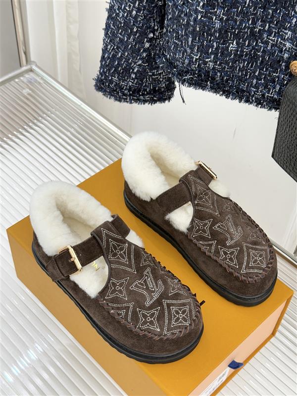 2025126113534537 310